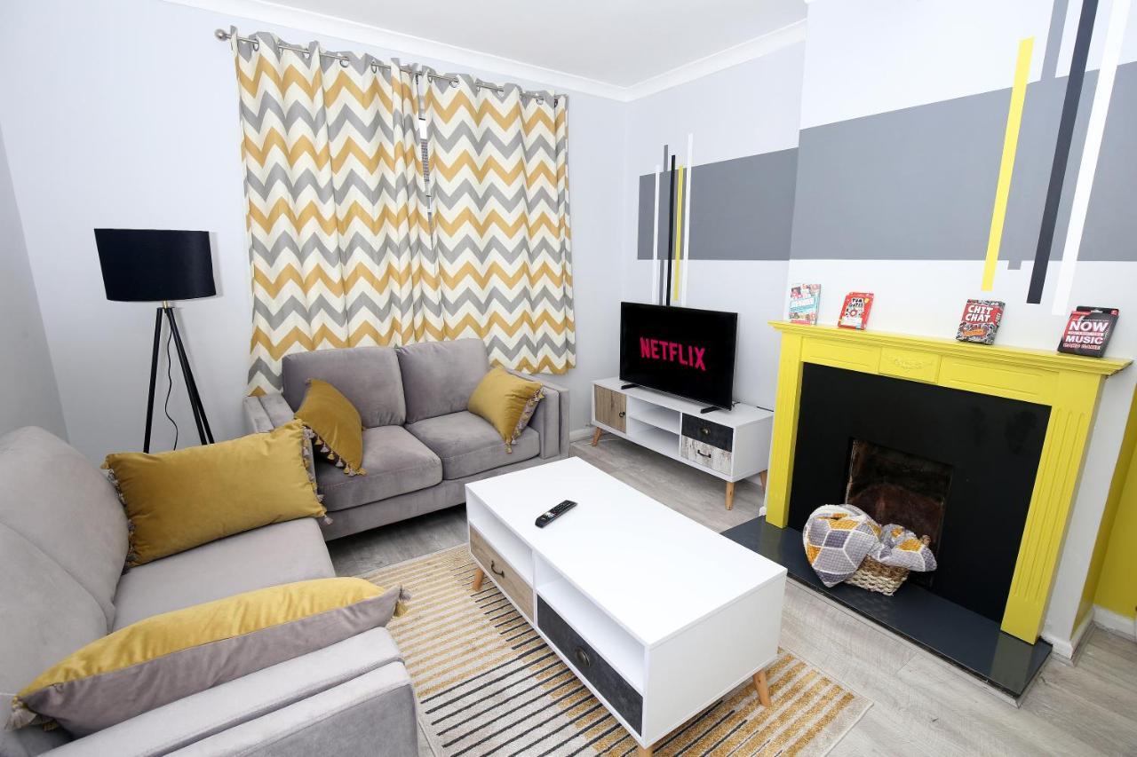 Appartement 3-Bed House With Parking Near London O2 Extérieur photo
